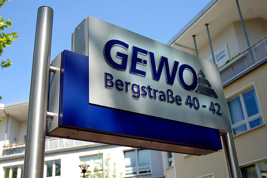 Ausbau des Breitbandnetzes mitGlasfaser in Oberhausen-Osterfeld
