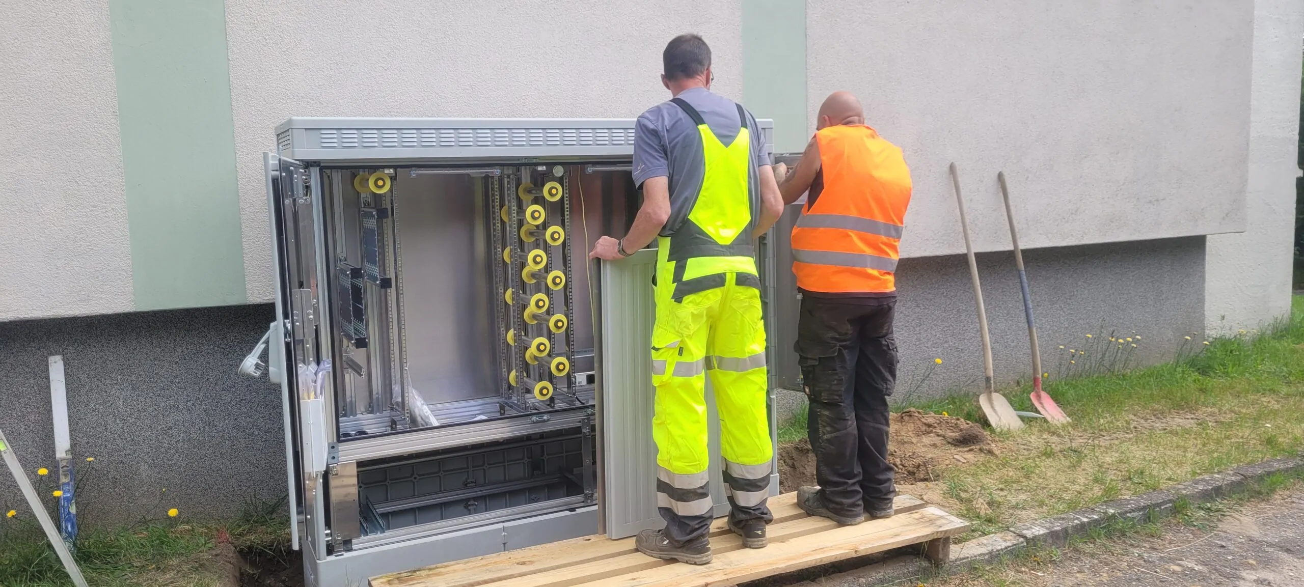 Montage eines MFG in Löbau.